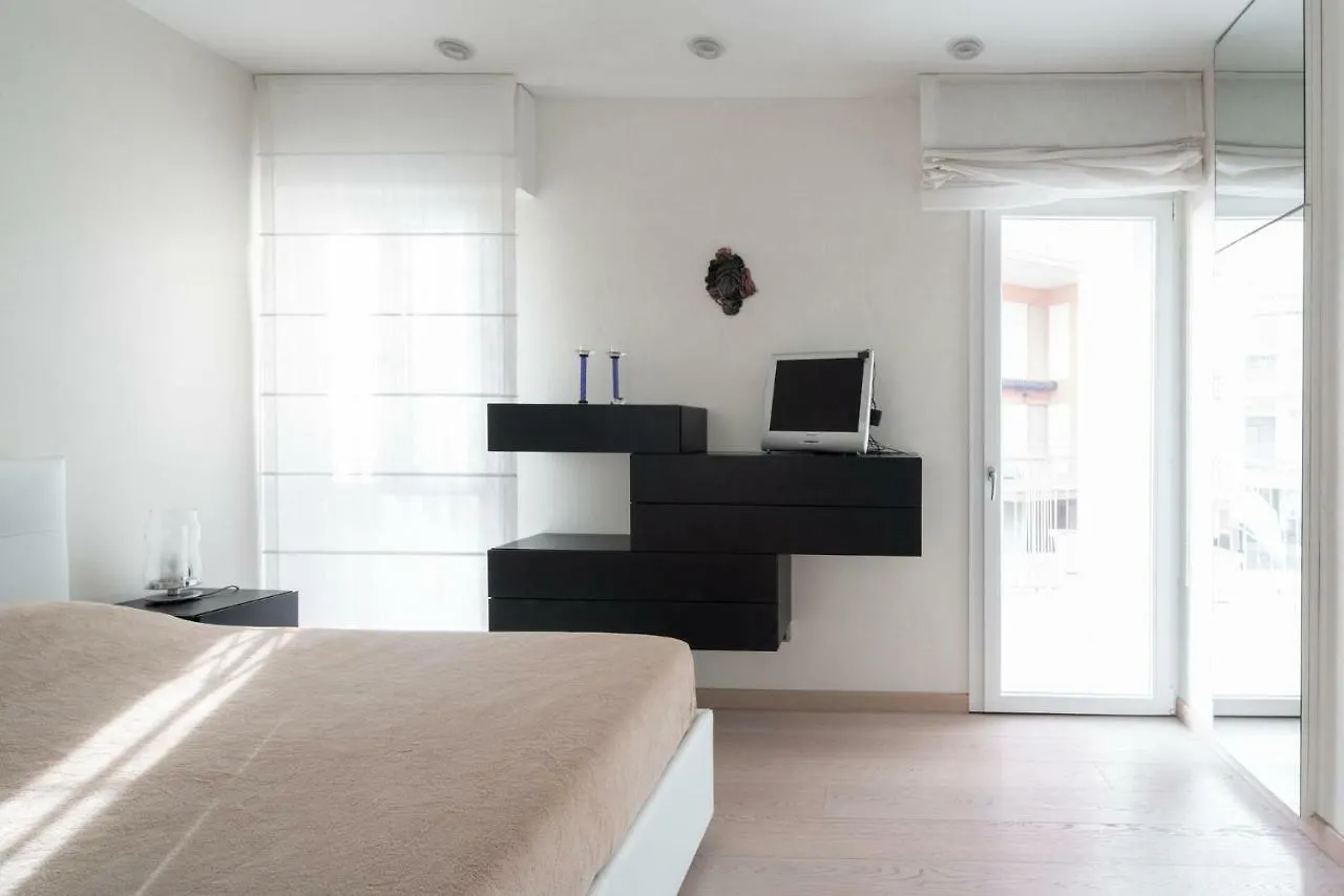 Immobiliare Jvl - Shopping Center Apartment Lido di Jesolo
