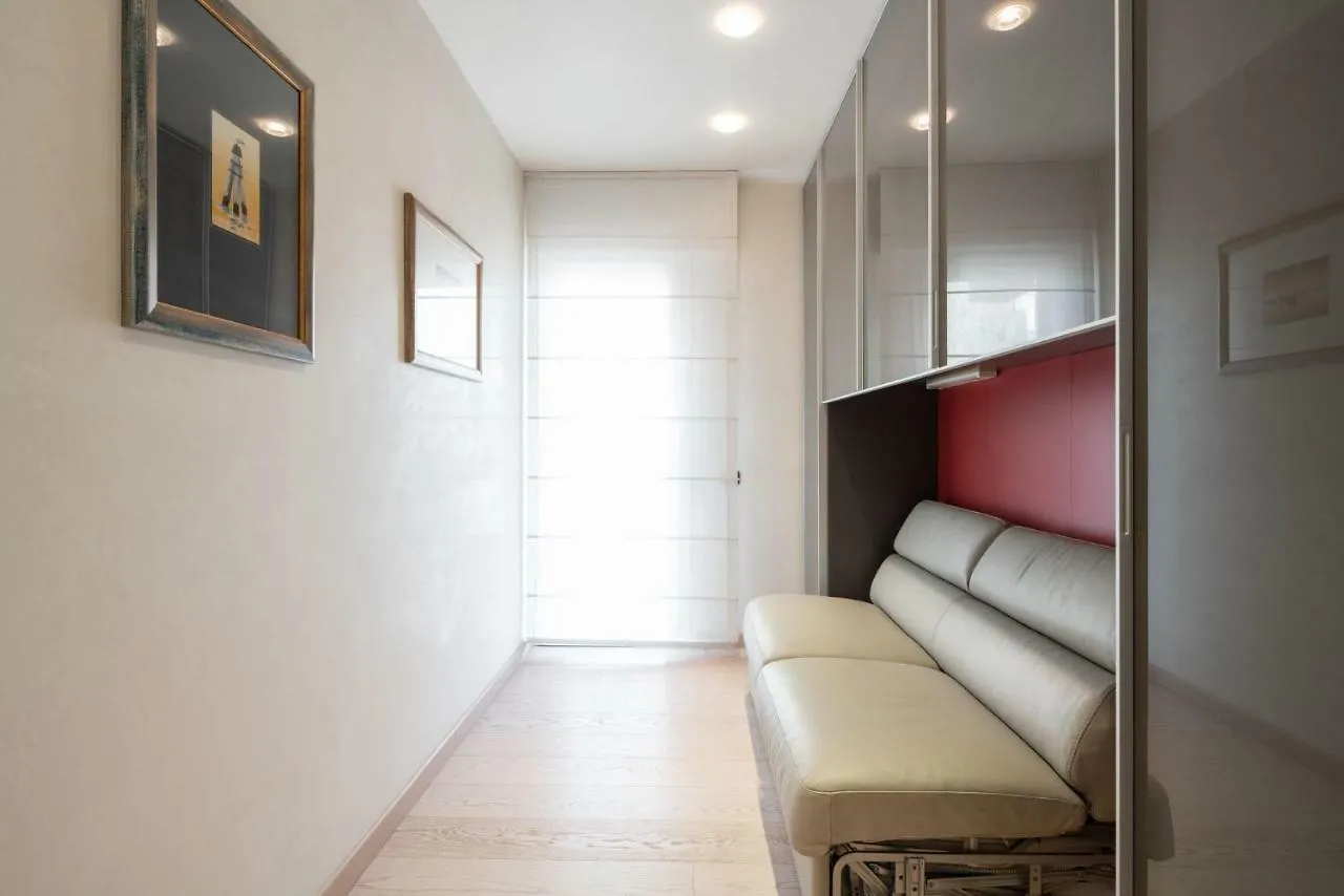 Immobiliare Jvl - Shopping Center Apartment Lido di Jesolo