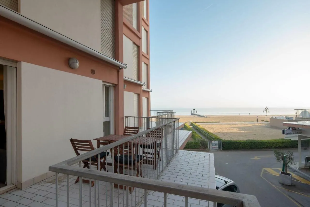 Immobiliare Jvl - Shopping Center Apartment Lido di Jesolo