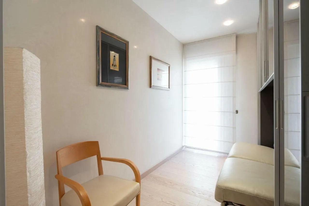 Immobiliare Jvl - Shopping Center Apartment Lido di Jesolo 0*,
