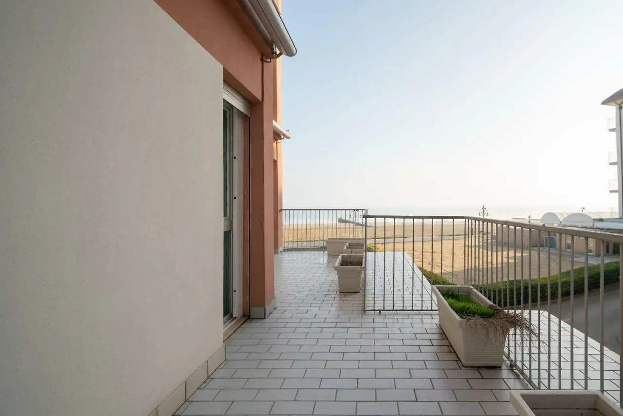 Immobiliare Jvl - Shopping Center Apartment Lido di Jesolo