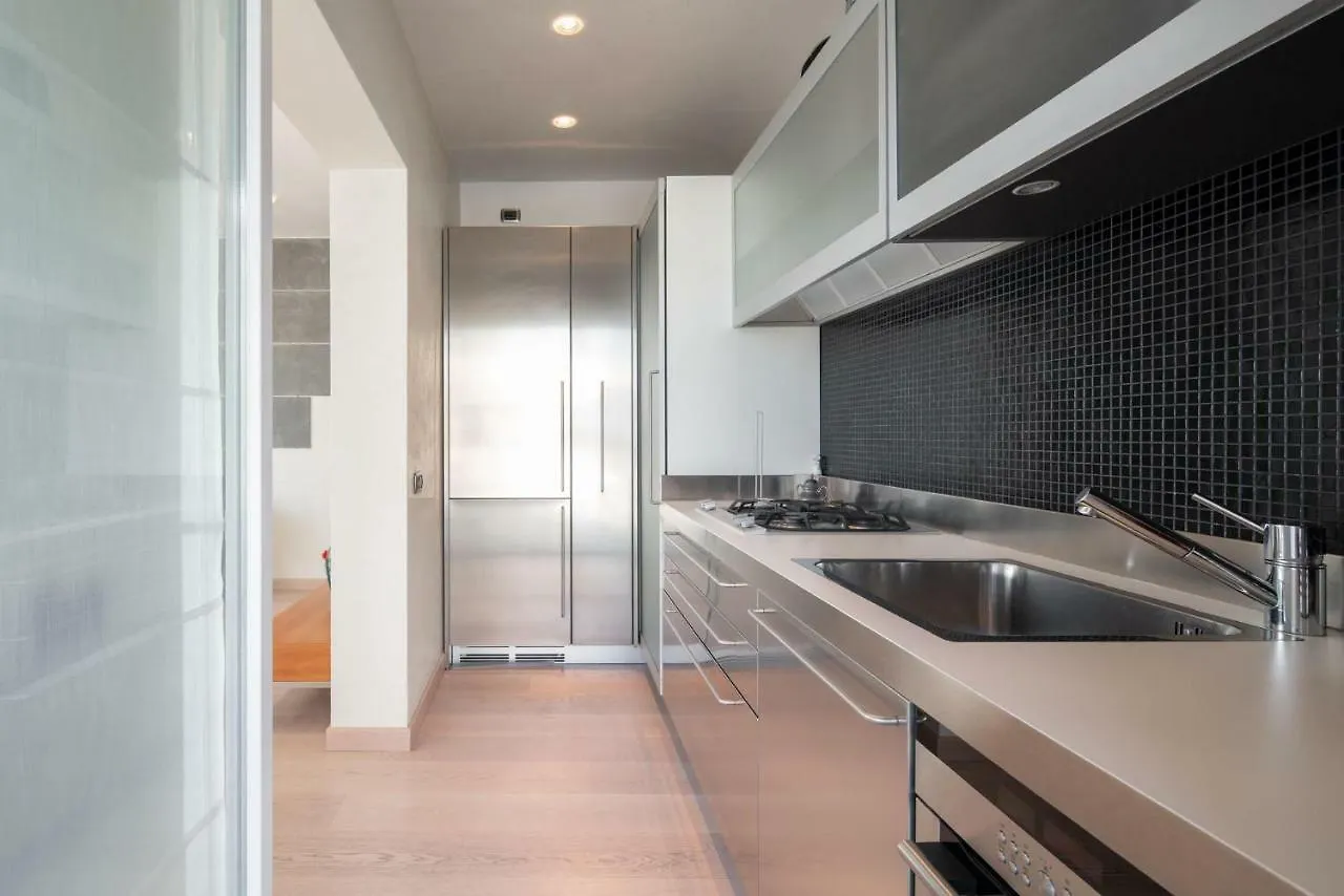 Immobiliare Jvl - Shopping Center Apartment Lido di Jesolo