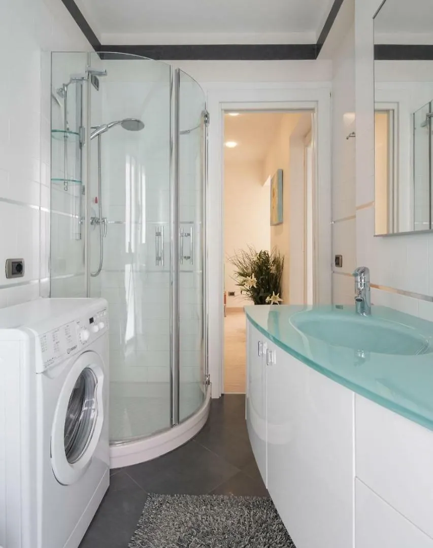 Immobiliare Jvl - Shopping Center Apartment Lido di Jesolo